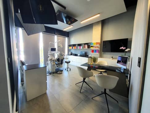 Slider image (3) YeahSmile